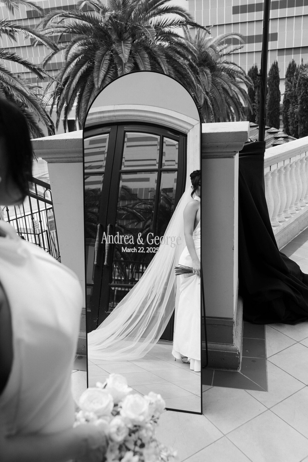 31riskyexposure_andrea-george_las-vegas-elopement-photography