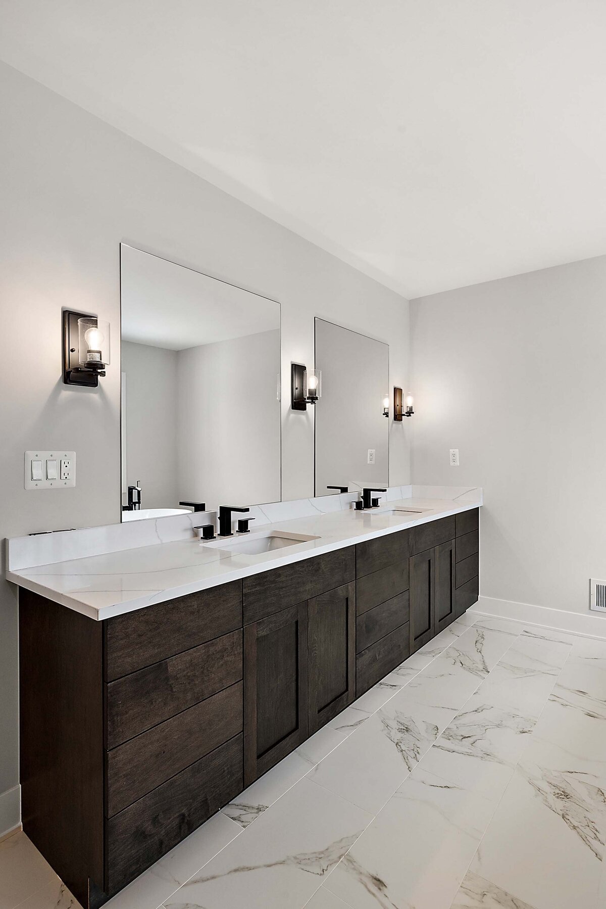 60-3660 Jennings -60