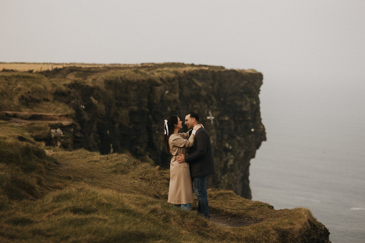 lindseydarielcliffsofmoher1