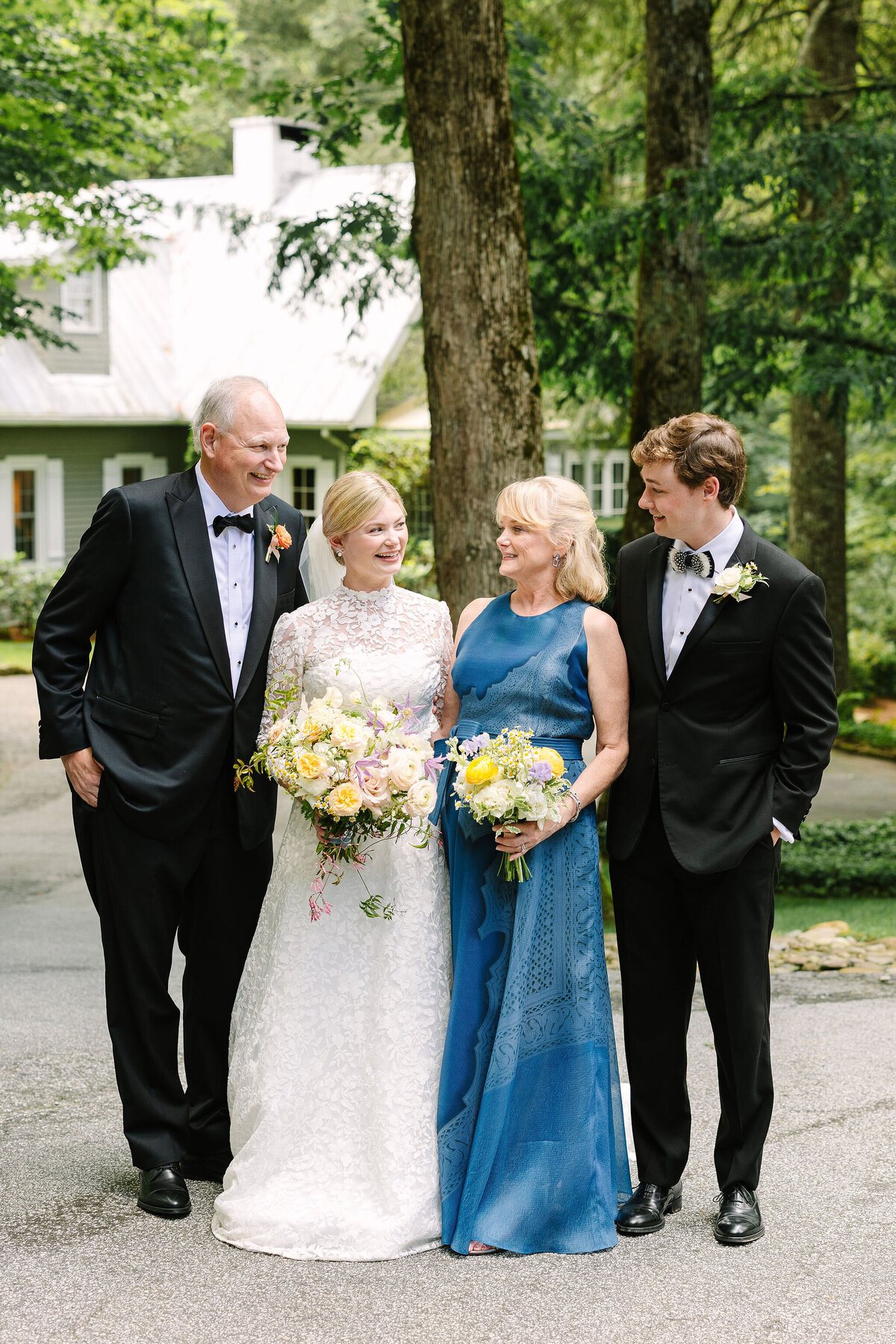 202507MeredithJGKendraMartinPhotography-151
