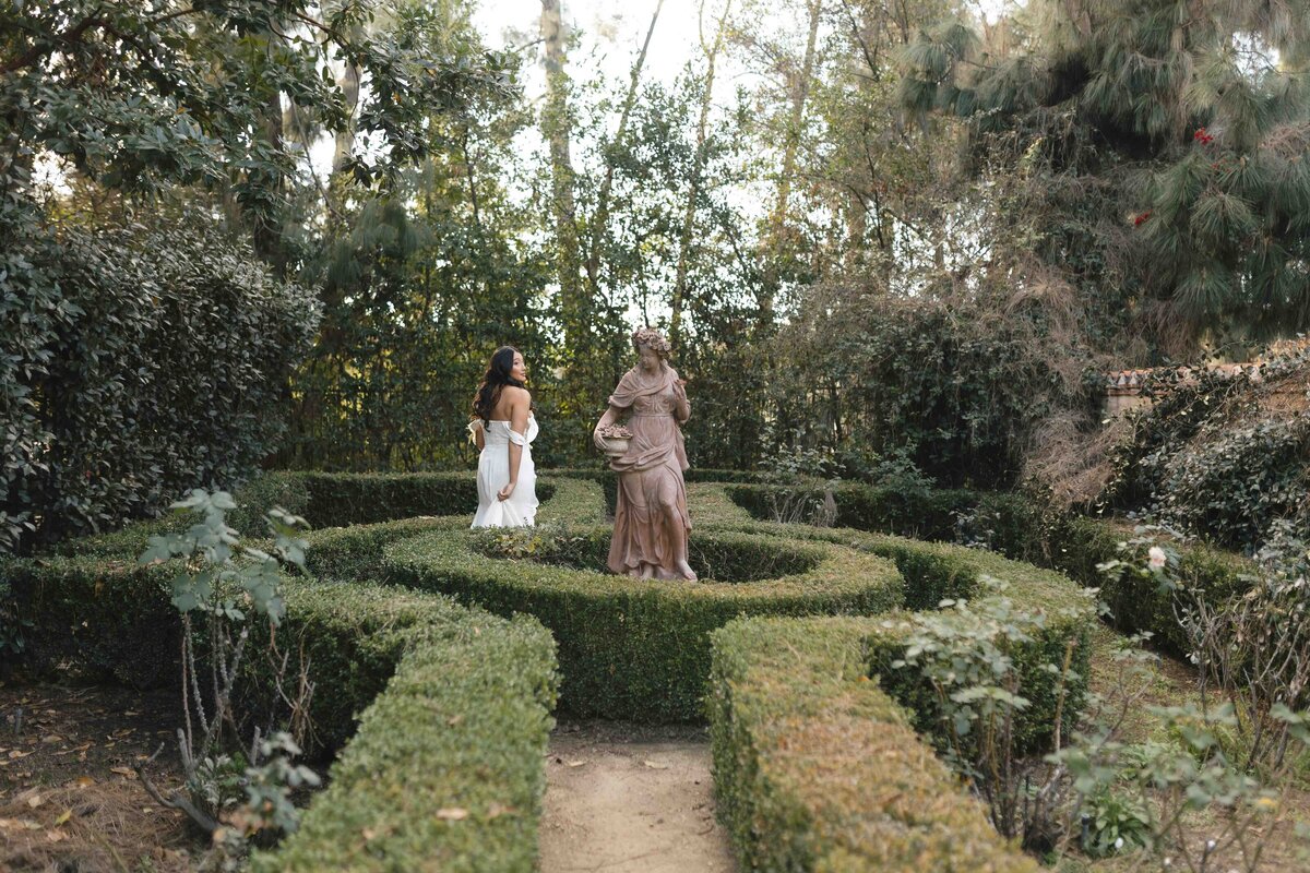 Bridal portraits at Etienne Estate in Pasadena