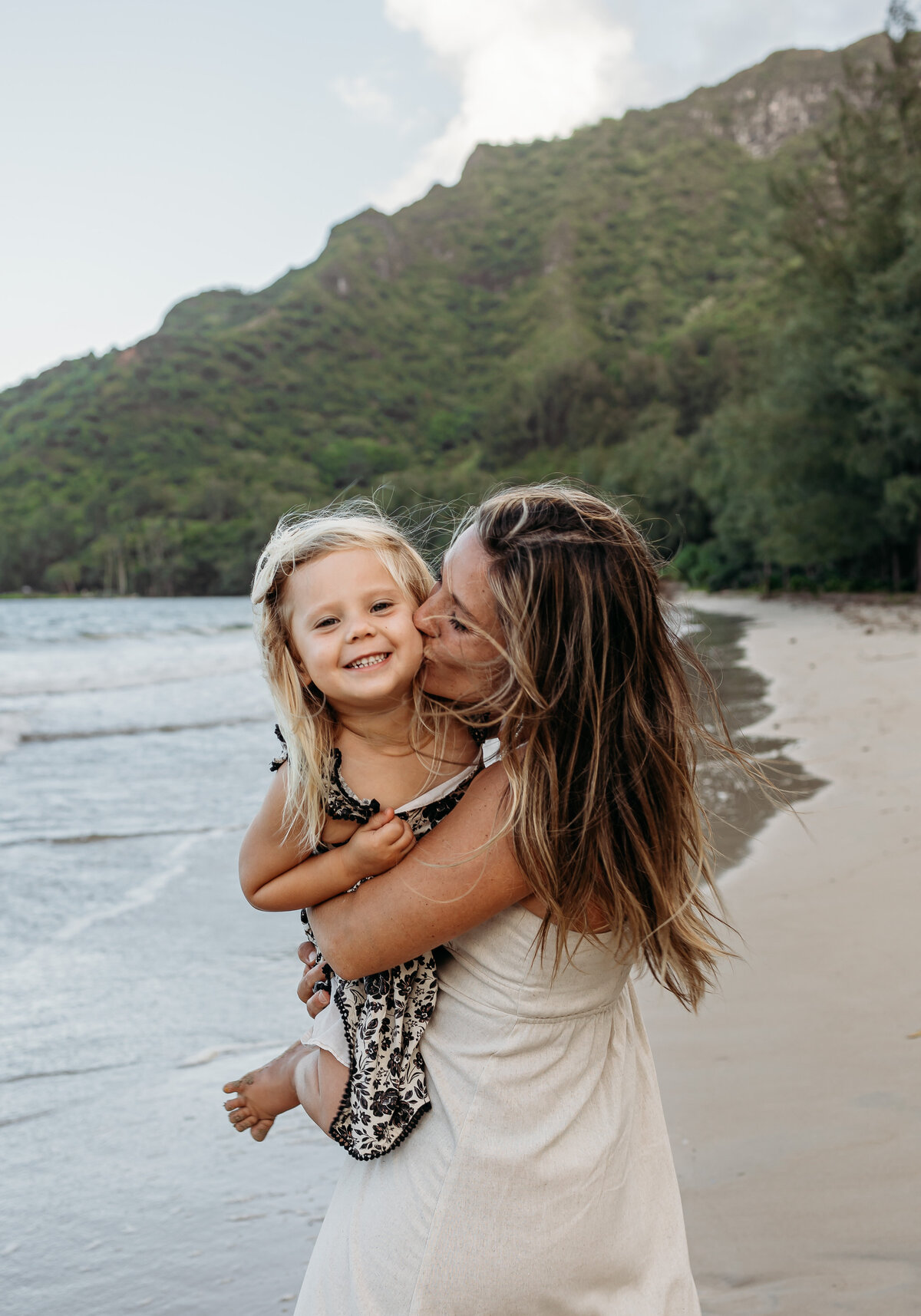 kahana-bay-beach-family-photos-8