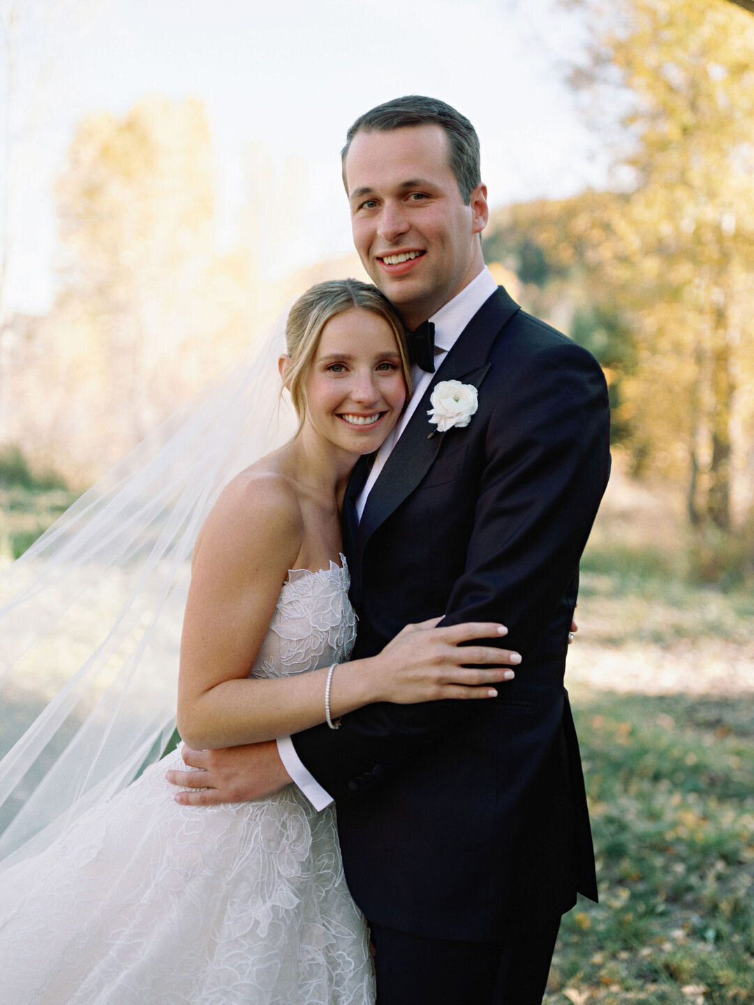 MacRyan-Lodge at Blue Sky Utah Wedding by GoBella42