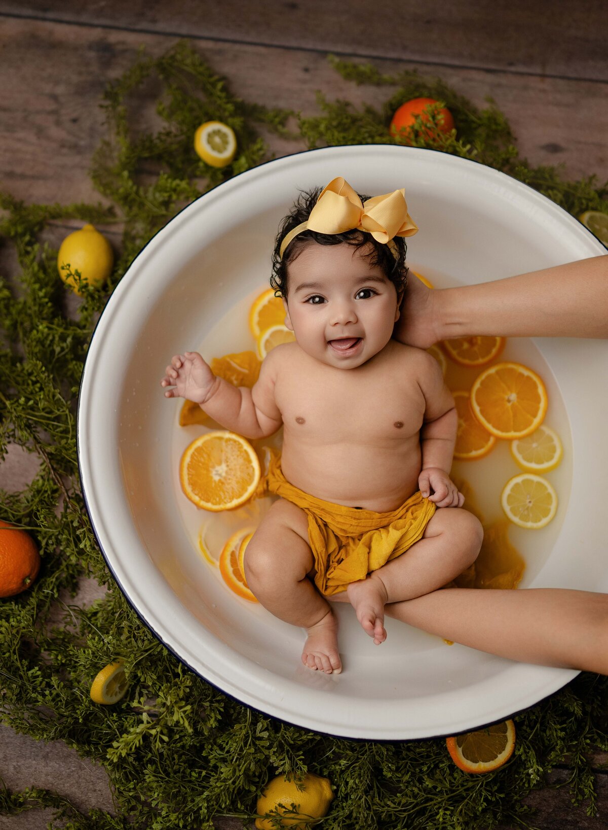 Baby-fruit-bath-mini-sessions-Atlanta