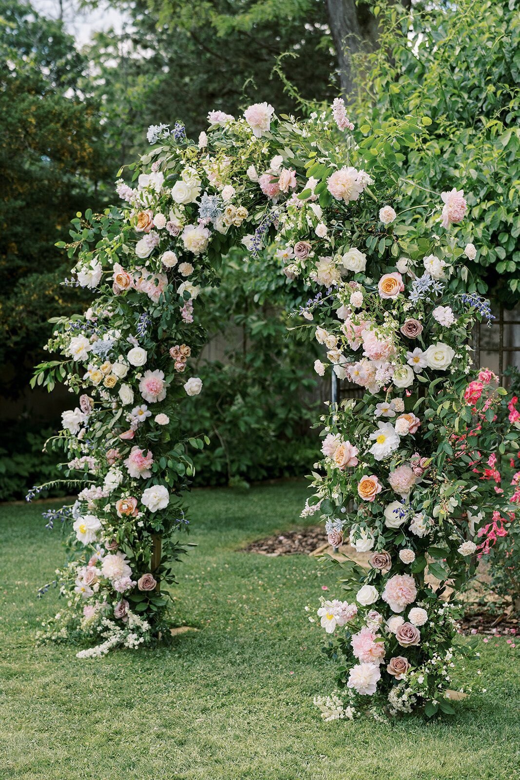 floral wedding arch,