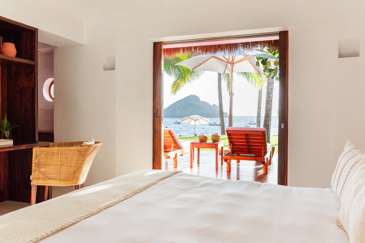 04-2-1-Careyes-Mexico-Bungalows-Playa-Rosa-4074