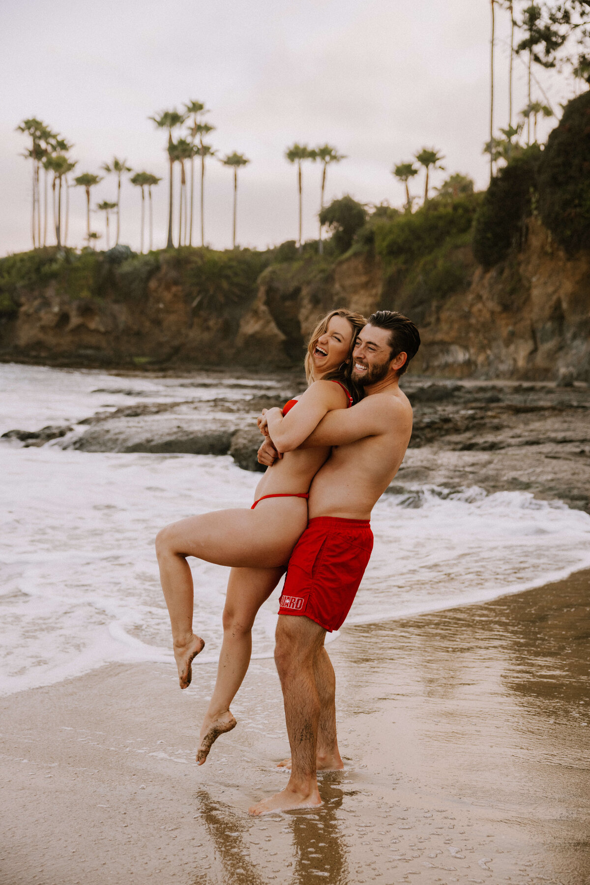 oc-laguna-beach-couple-photoshoot