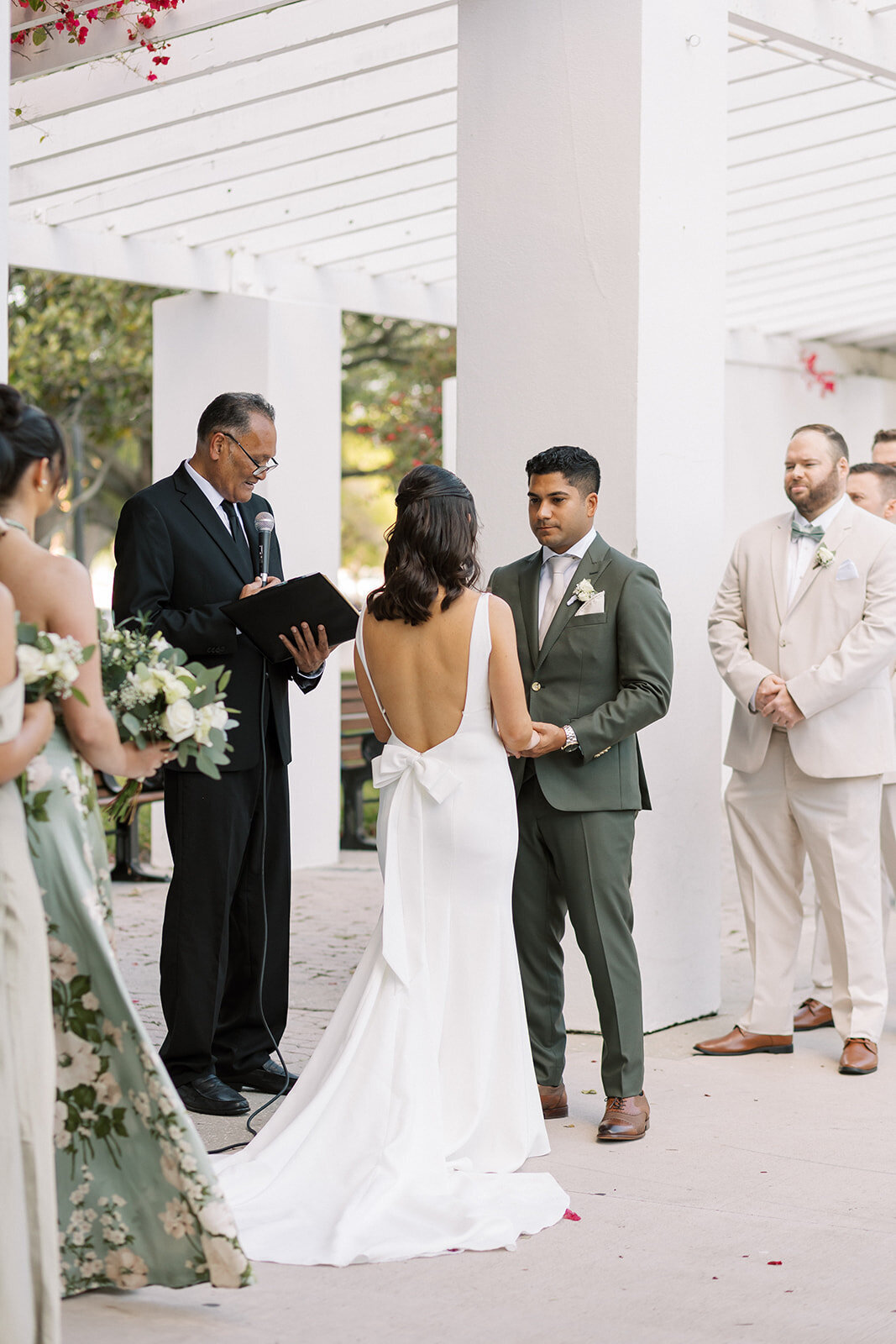 rosed-photo-elopement-in-florida-chantilly-chic-planners-north-straub-park-11