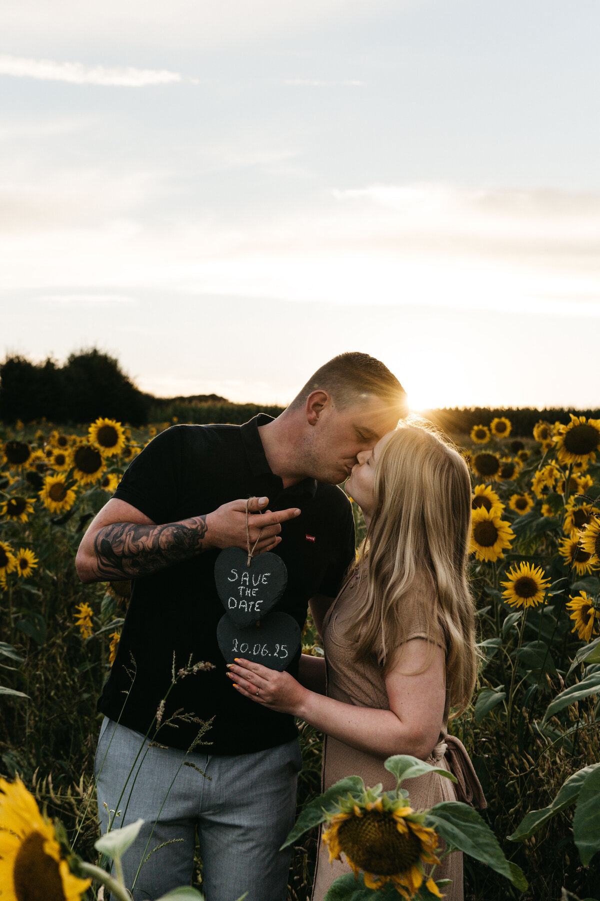 Koppelshoot in zonnenbloemen veld Vlaams-Brabant