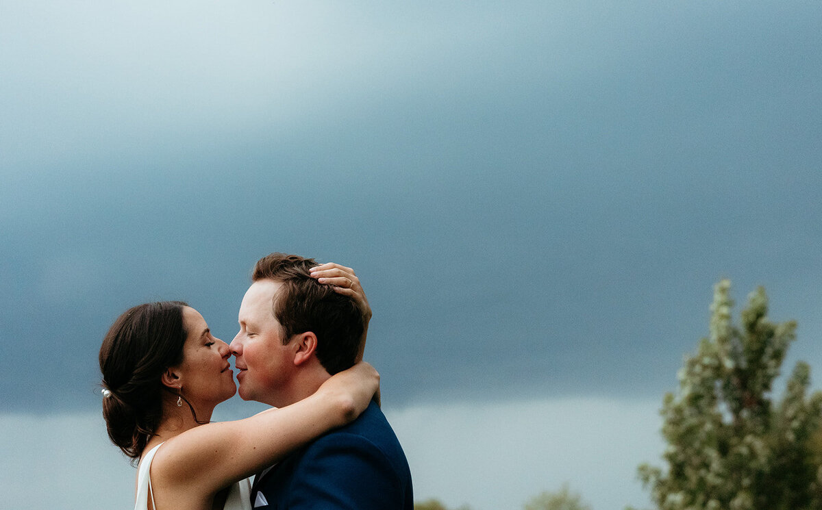 Carly&Zach_227A1278_300ppi_websize