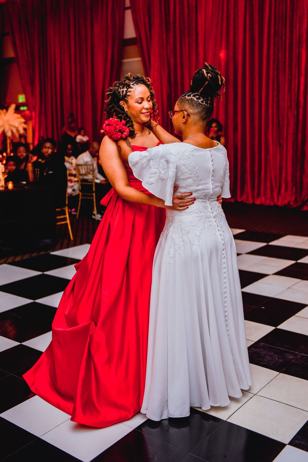 39 - Mahaffey Theater Wedding First Dance - Tampa Bay Wedding Planner