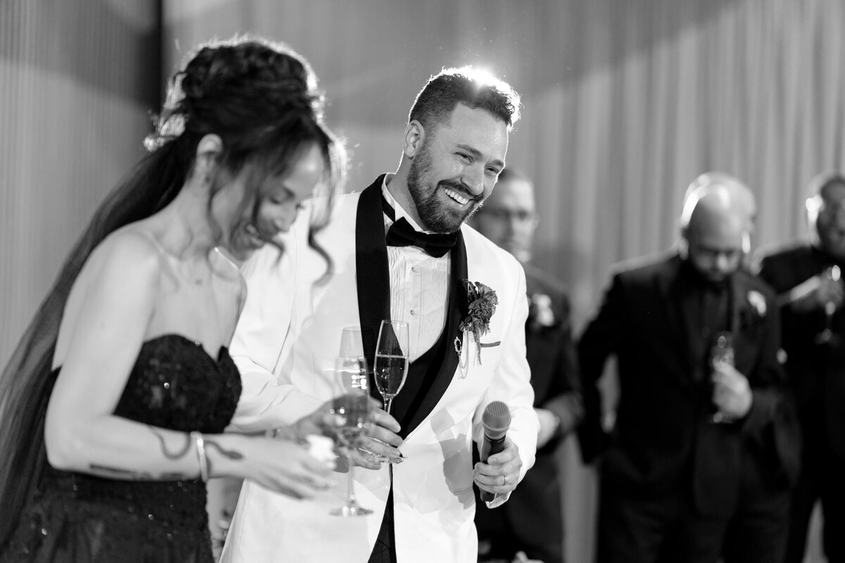 Berlez-Aspen-Avenue-Chicago-Wedding-Photographer- Clementine-Events-Thistle-&-Plume-Shannon-O’Brien-Makeup-Daniela-Kosta-Beauty-Sarabande-The-Robey-Vogue-Magazine-Editorial-Edgy-142