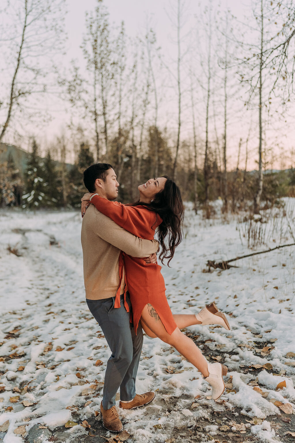 Joyce Li Photography Destination Wedding Elopement Engagement Lifestyle Portrait Photographer West Coast Seattle Washington California goldcreekpondengagement-90