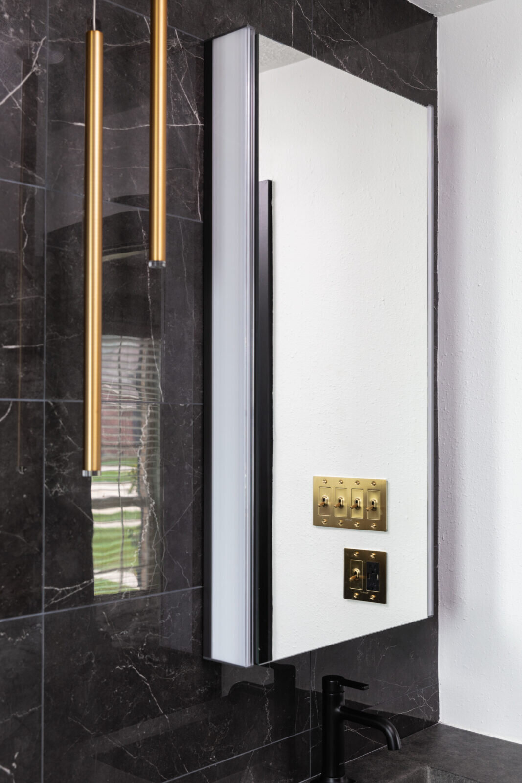 Sedona_Boys_Bath_06-1067x1600