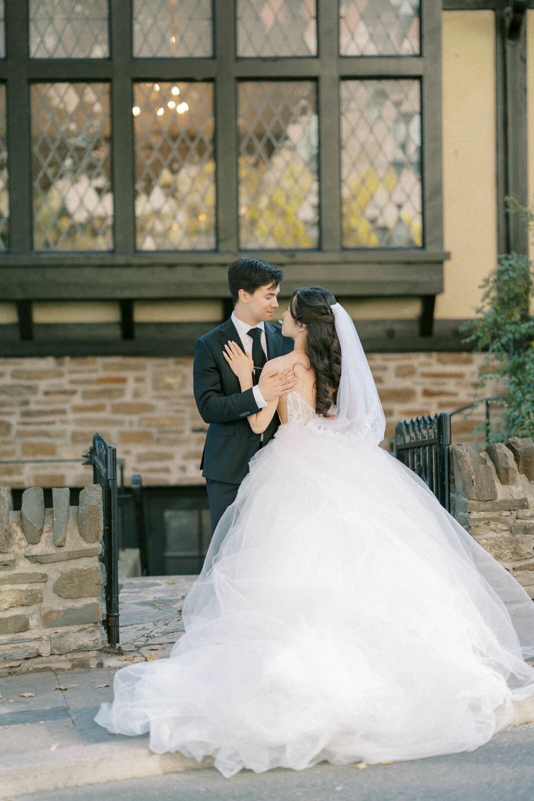 W10-Wedding-St-Michaels-Cathedral-Basilica-Jennifer-and-Anthony-2024-10-19-2500px-1161