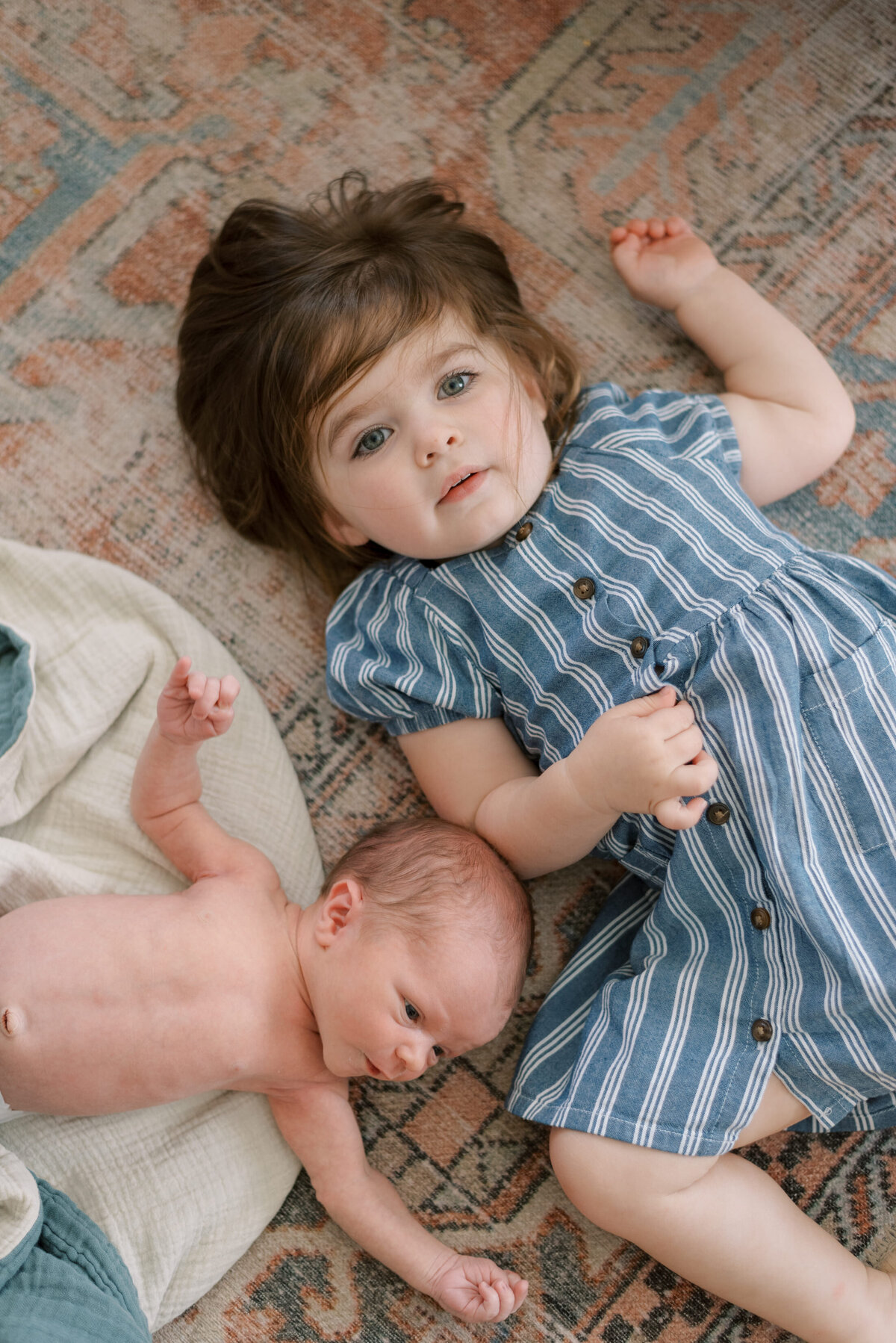 Charleston Newborn Lifestyle In Home Portraits (59)