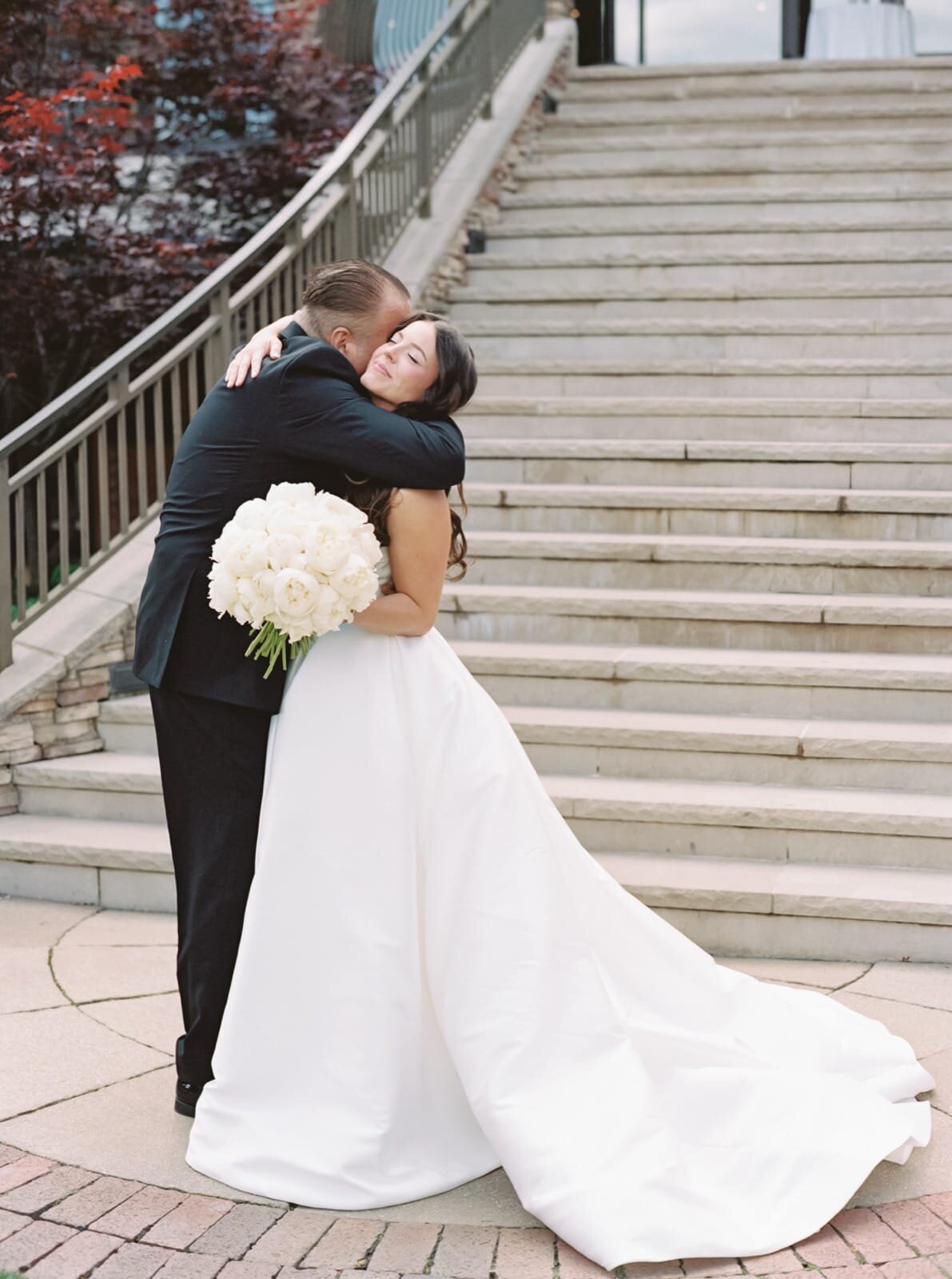 2025_05_17 Jenna + Gray Lake Club Wedding-web-00042