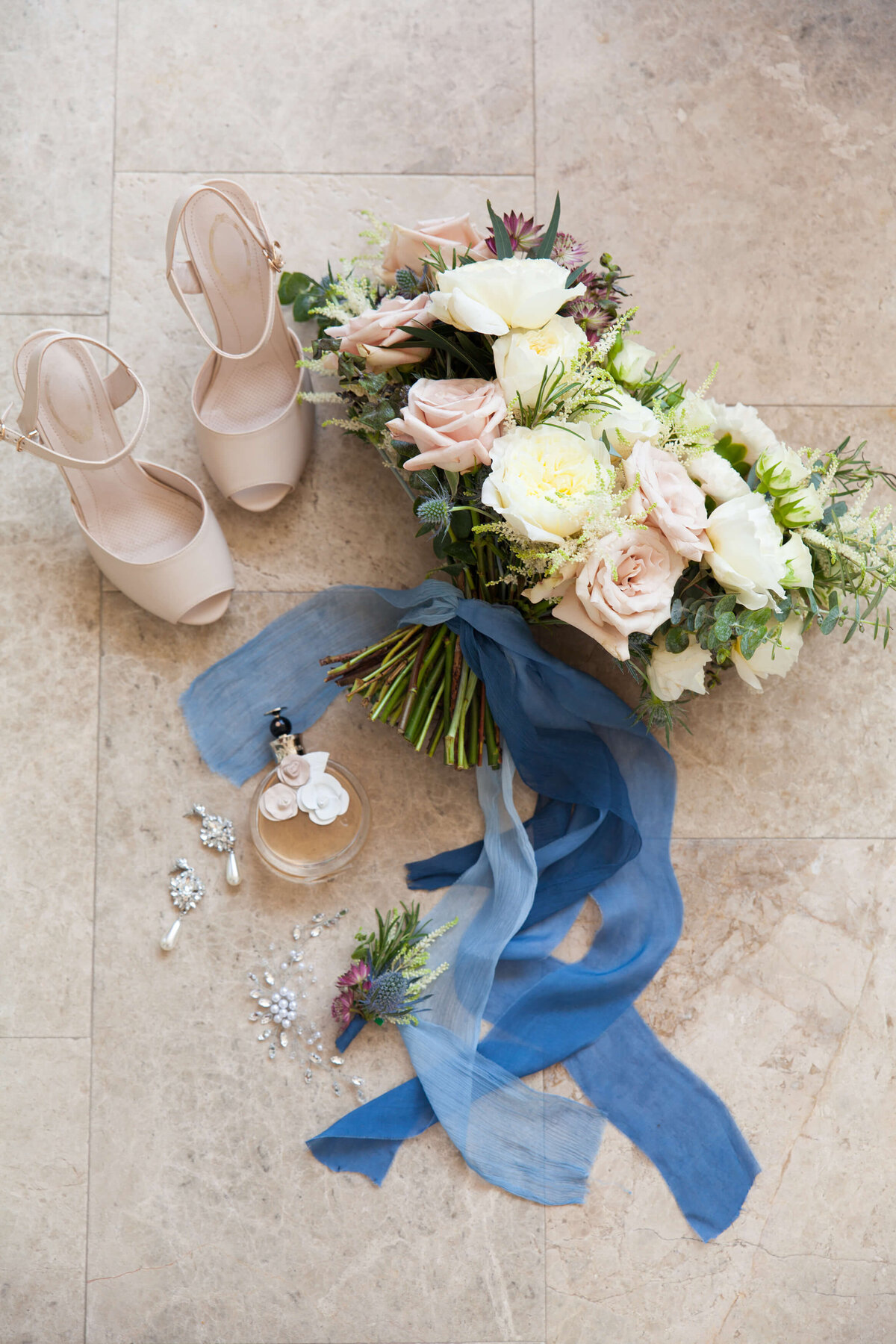 Victoria Engelen Flowers - Luxury Wedding Florals Francebridal-bouquet-blue-silk-ribbon-flatlay