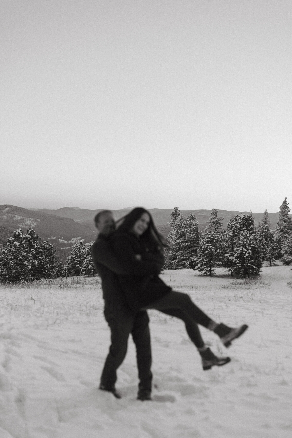 AhnaMariaPhotography_Engagement_Colorado_Heather&Chris_Film-51