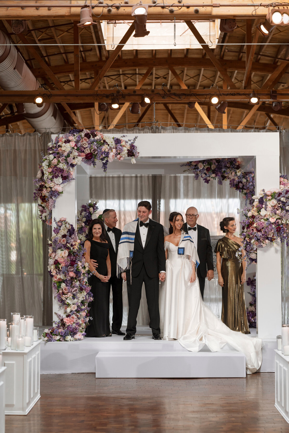 Berlez-Chicago-Wedding-Photographer-Great-Events-Epic-Events-Rockwell-on-the-River-Entertaining-Company-Jewish-Wedding-Editorial-87