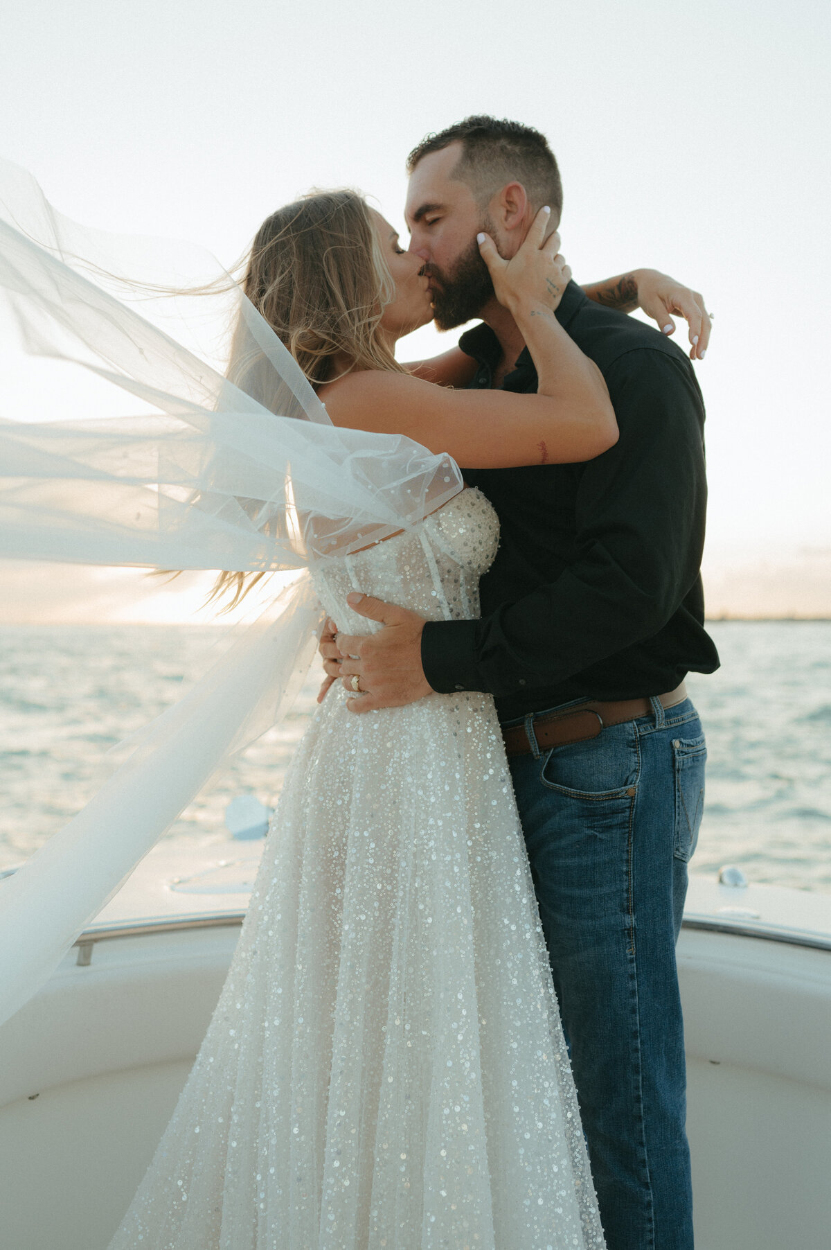 boat elopement pictures