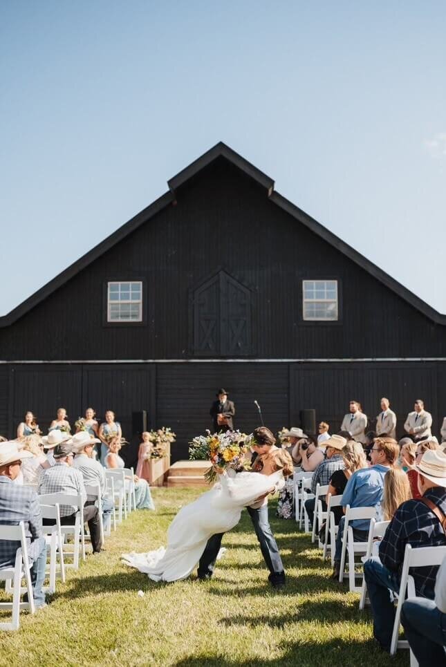 nebraska-outdoor-wedding-venue-silver-spur-heath_17