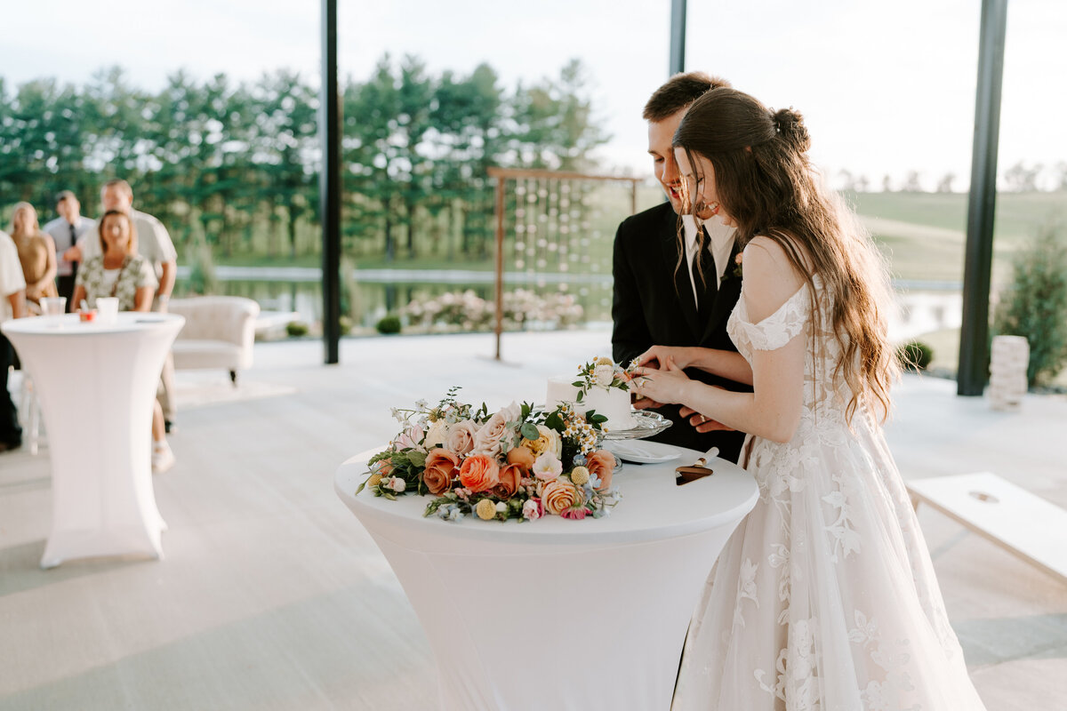 kraber-the-gathering-grounds-iowa-wedding-178