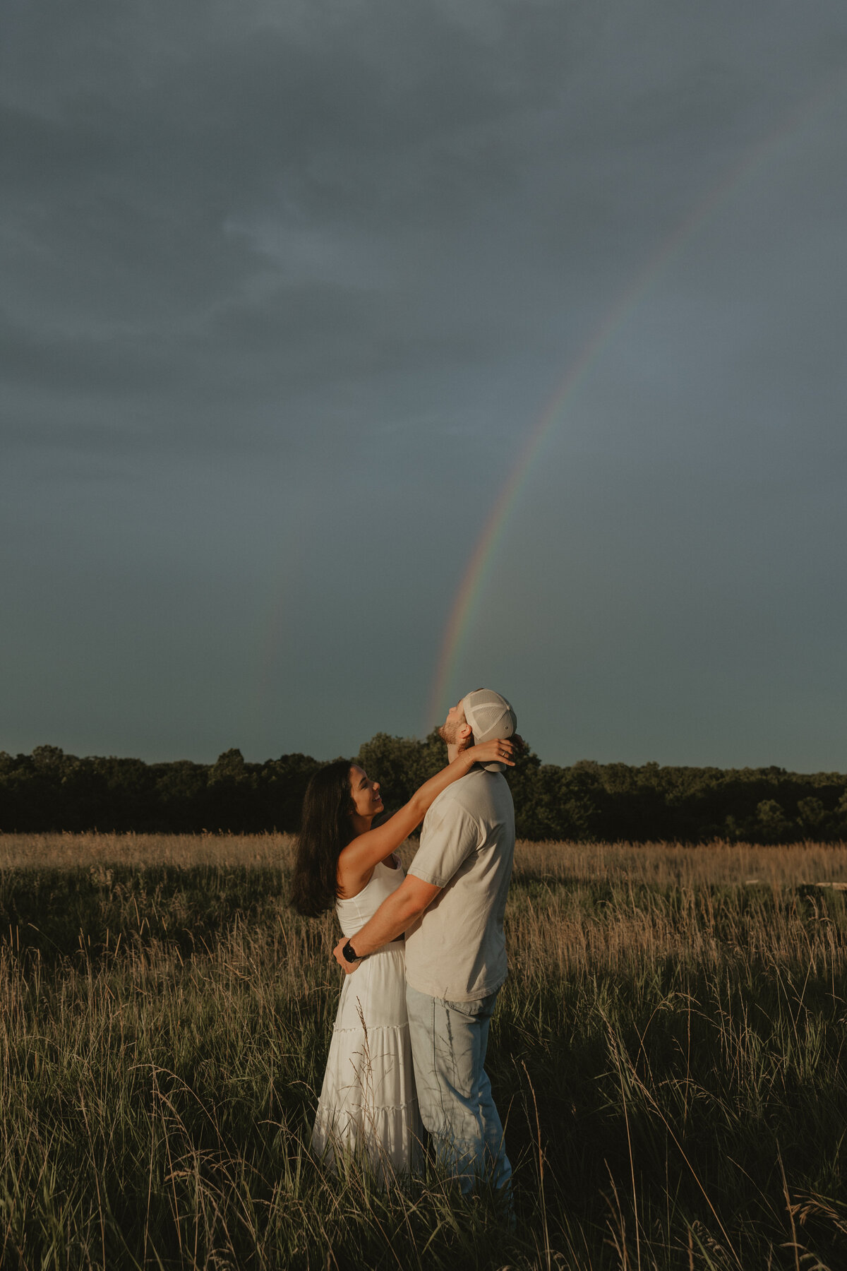 Wildflowercouplessessionwithtruck_emilyarwinephoto-165