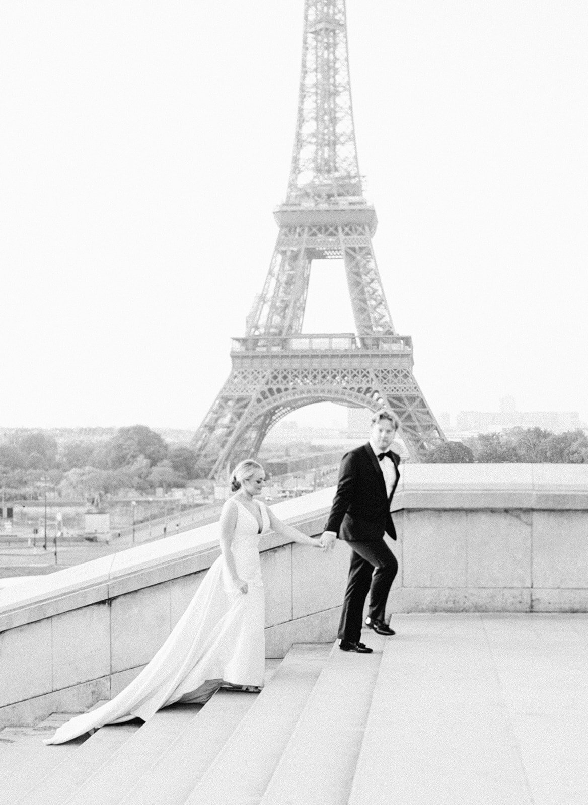 Herndon_Banks_Wedding_Paris_France_TaraHodgesPhotography049