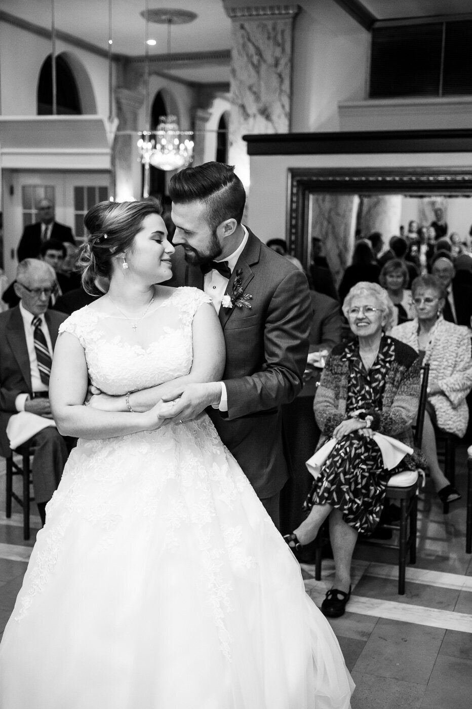 catholic-wedding-winter-indianapolis-indiana-st-johns-indy-44