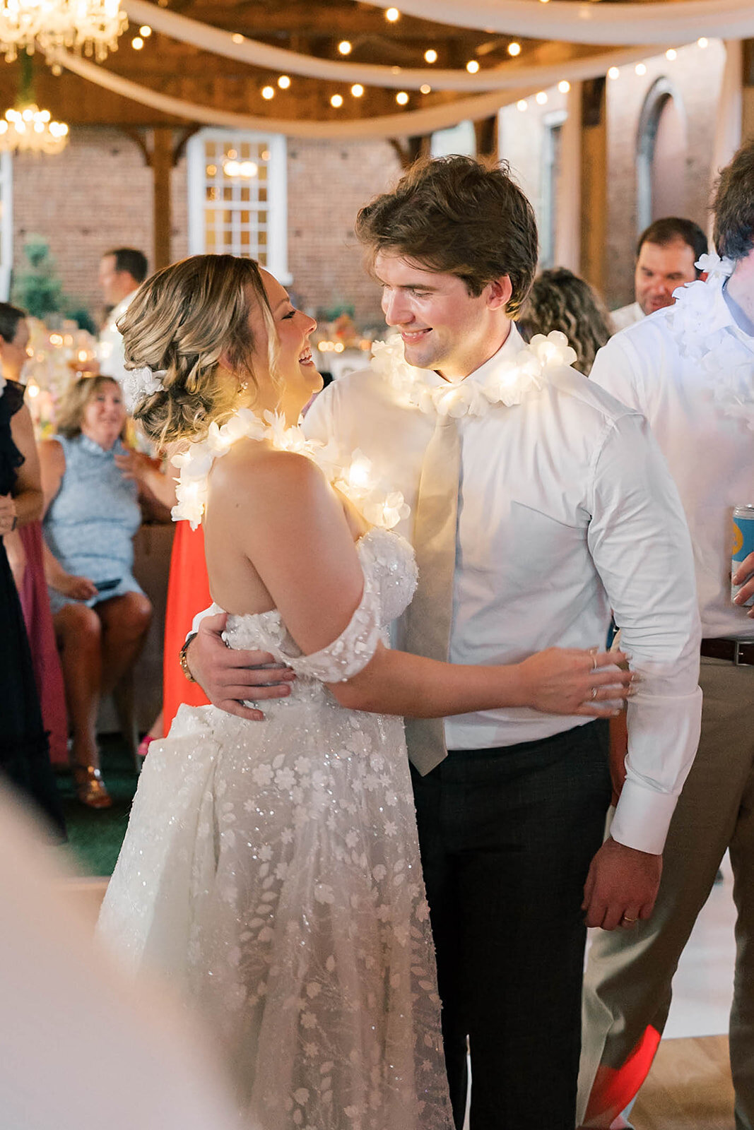 BARNSLEY RESORT WEDDING-09308-2