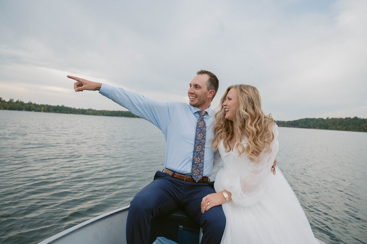 groom point at the loon