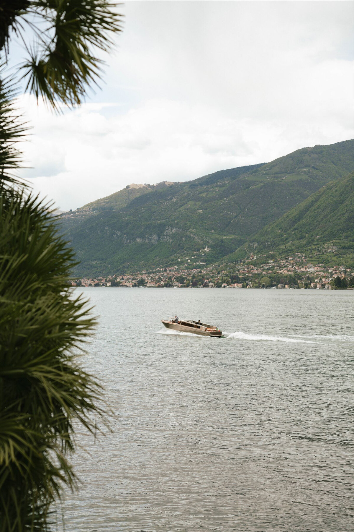 lake como boat shoot