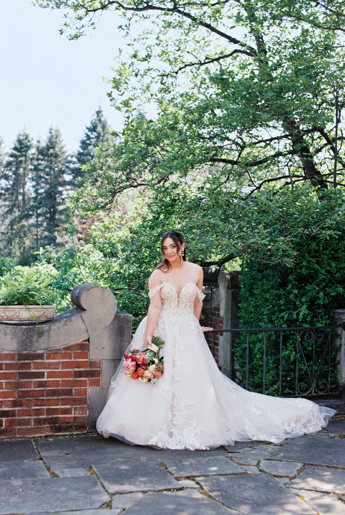 Maria + Grant + Truvision Studios 204