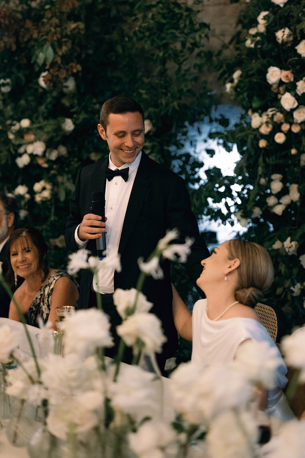 white wedding breakfast tablescape3