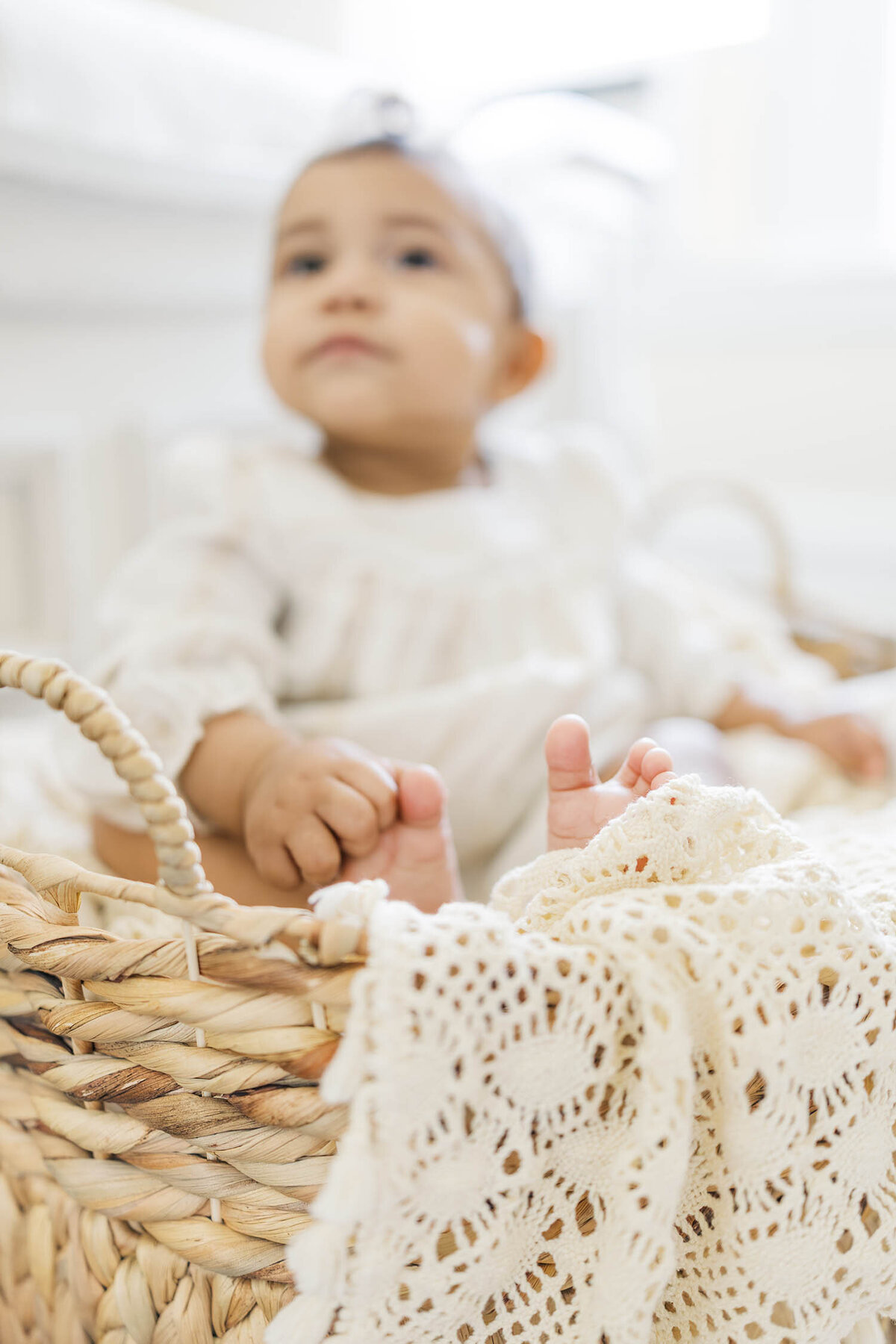 six-months-milestone-photo-session-connecticut-16