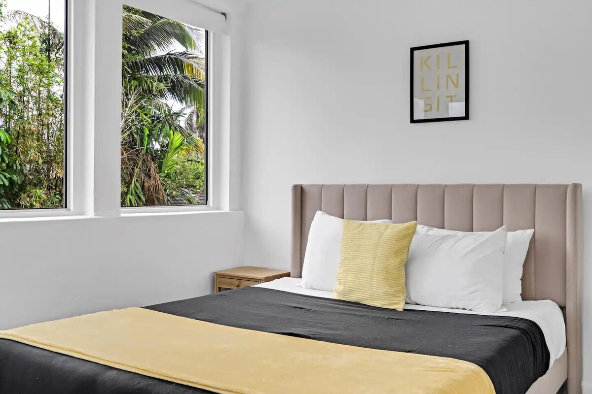 Bedroom 6 (1)