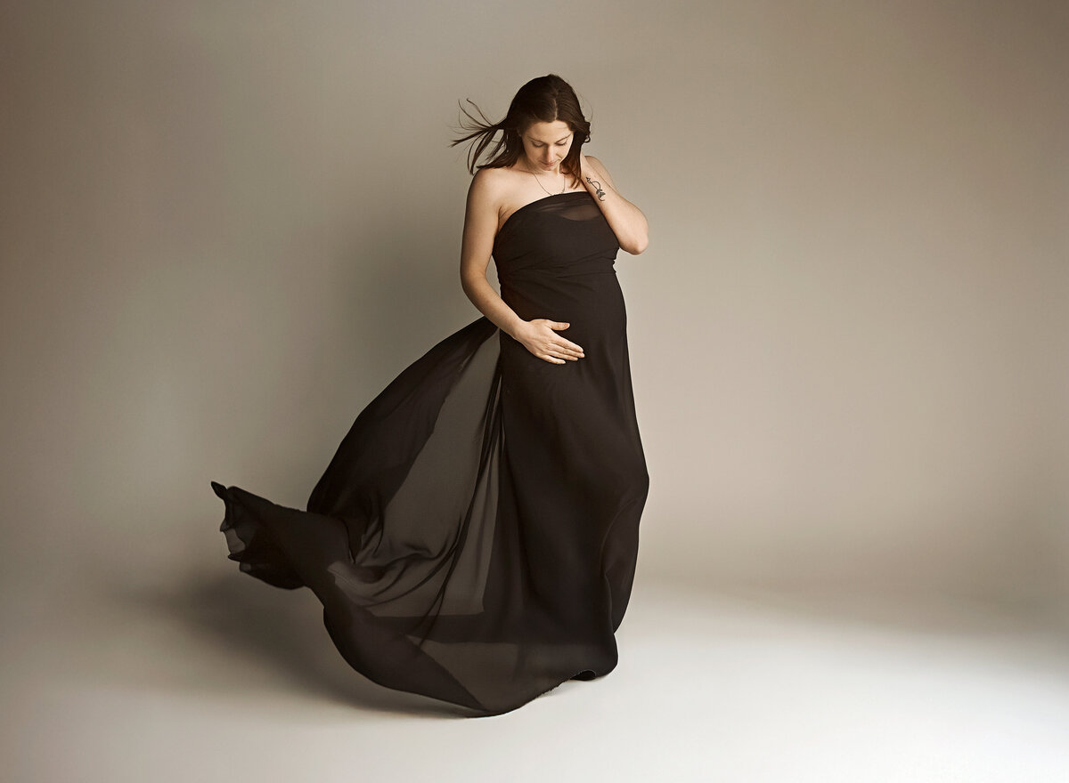 Buffalo, NY and Rochester, NY and WNY Maternity photographer. Newfane, NY Lockport NY Wilson NY Lewiston NY Amherst NY Medina NY Barker NY Williamsville NY East Aurora NY Maternity Photographer