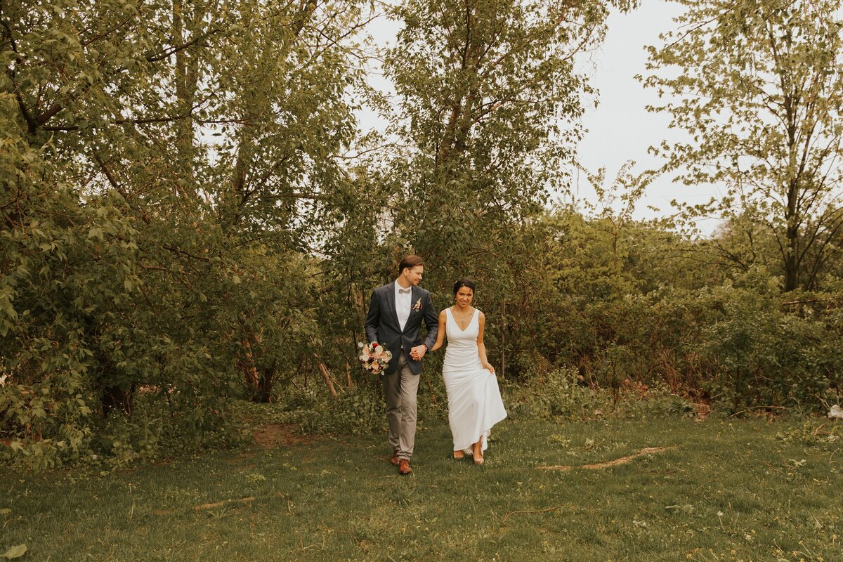 Brantford_Wedding_Couple-199