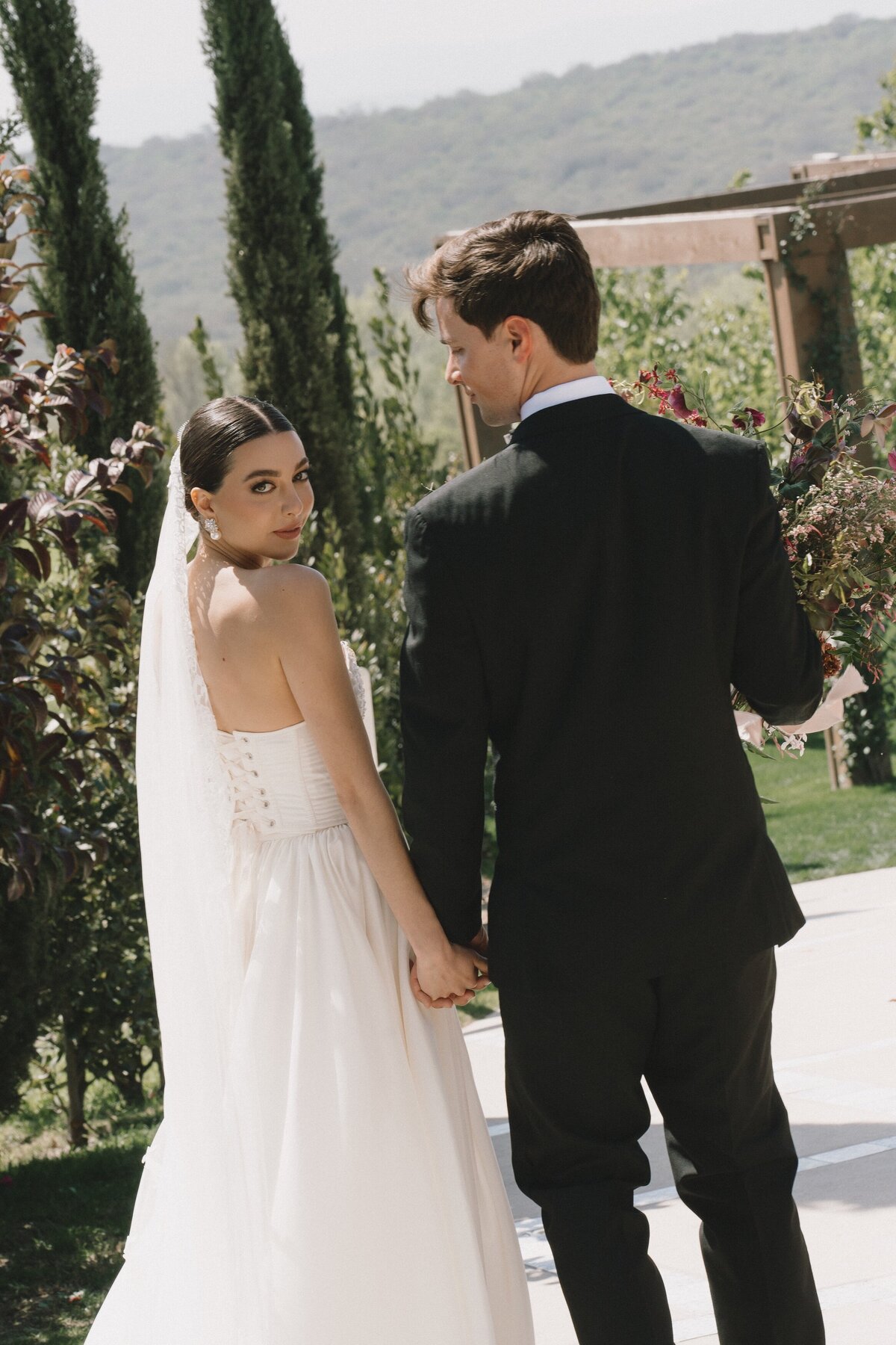 Jeune-Perche-Faye-Fern-Creative-MVFPortraits-Couple-82