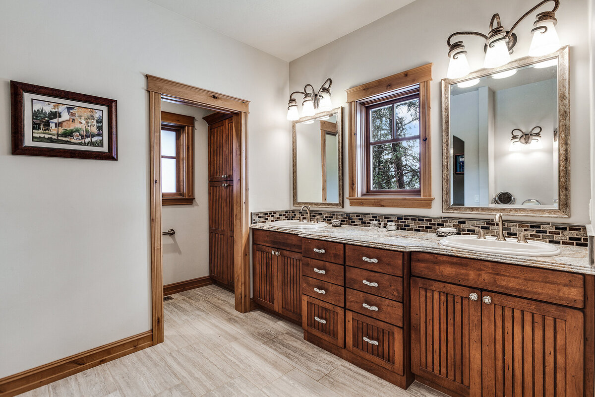 wood-bathroom-cabinetry-idaho