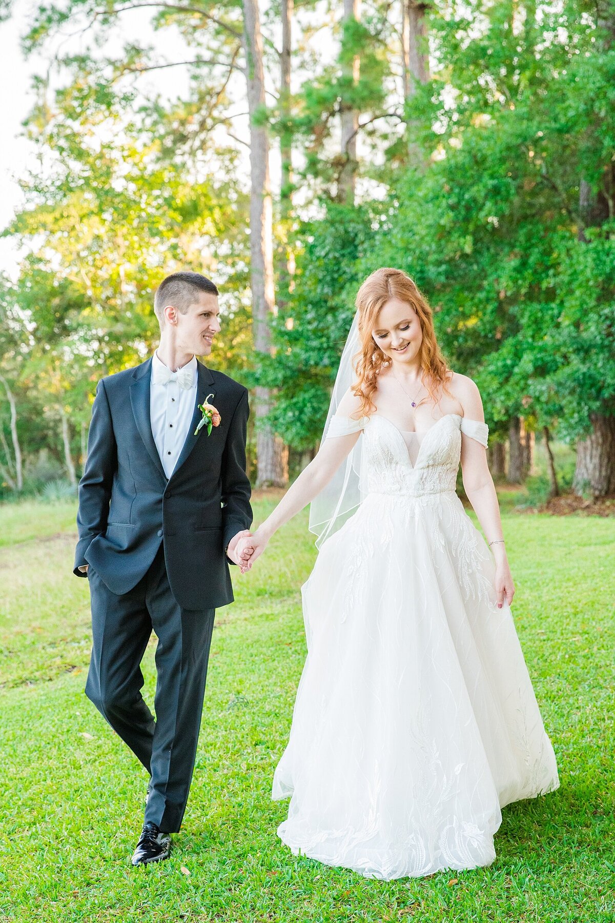 Elegant-Fall-Wedding-Holly-Oaks-on-the-Marsh-Savannah-Photographer-Dana-Cubbage_0155