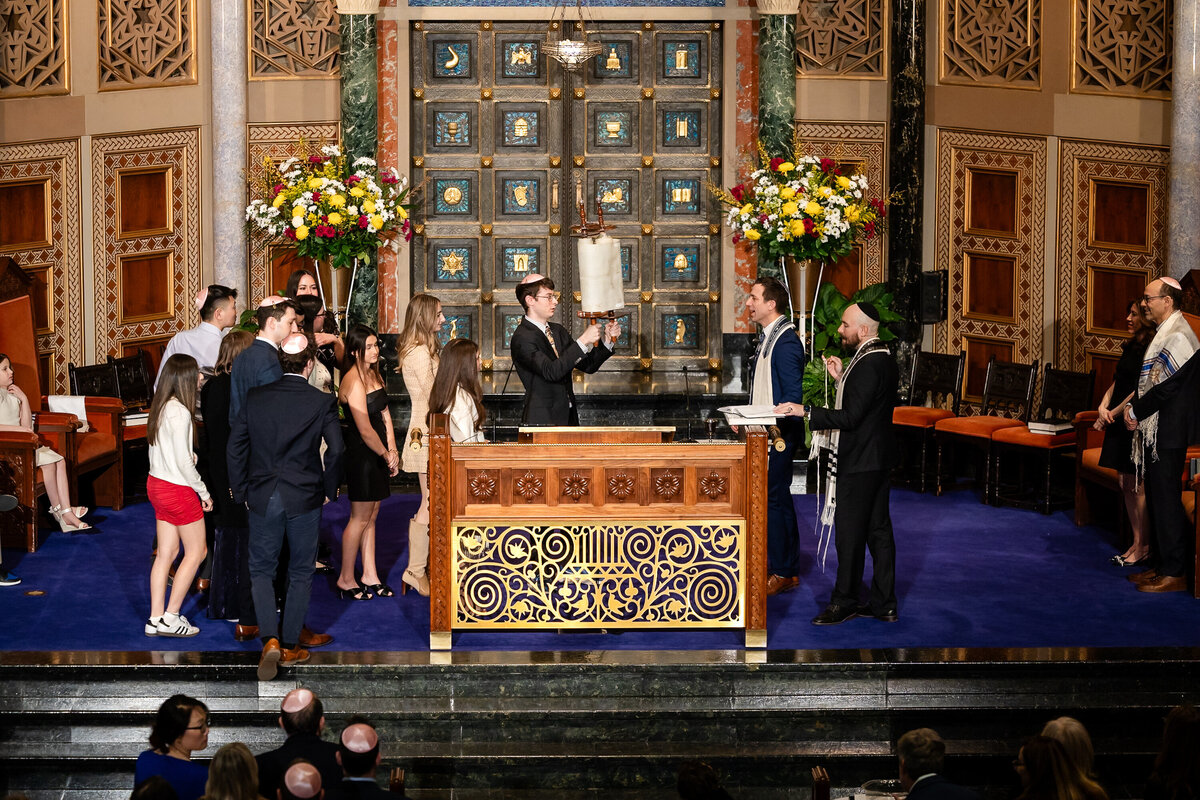 Current_Bat_Mitzvah_Ceremony_edit-Olivia-0114