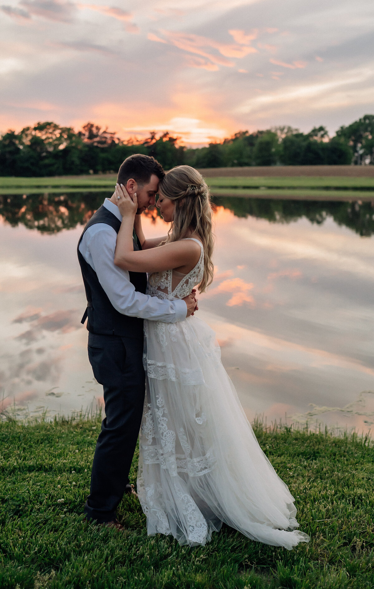 Bride & Groom-125