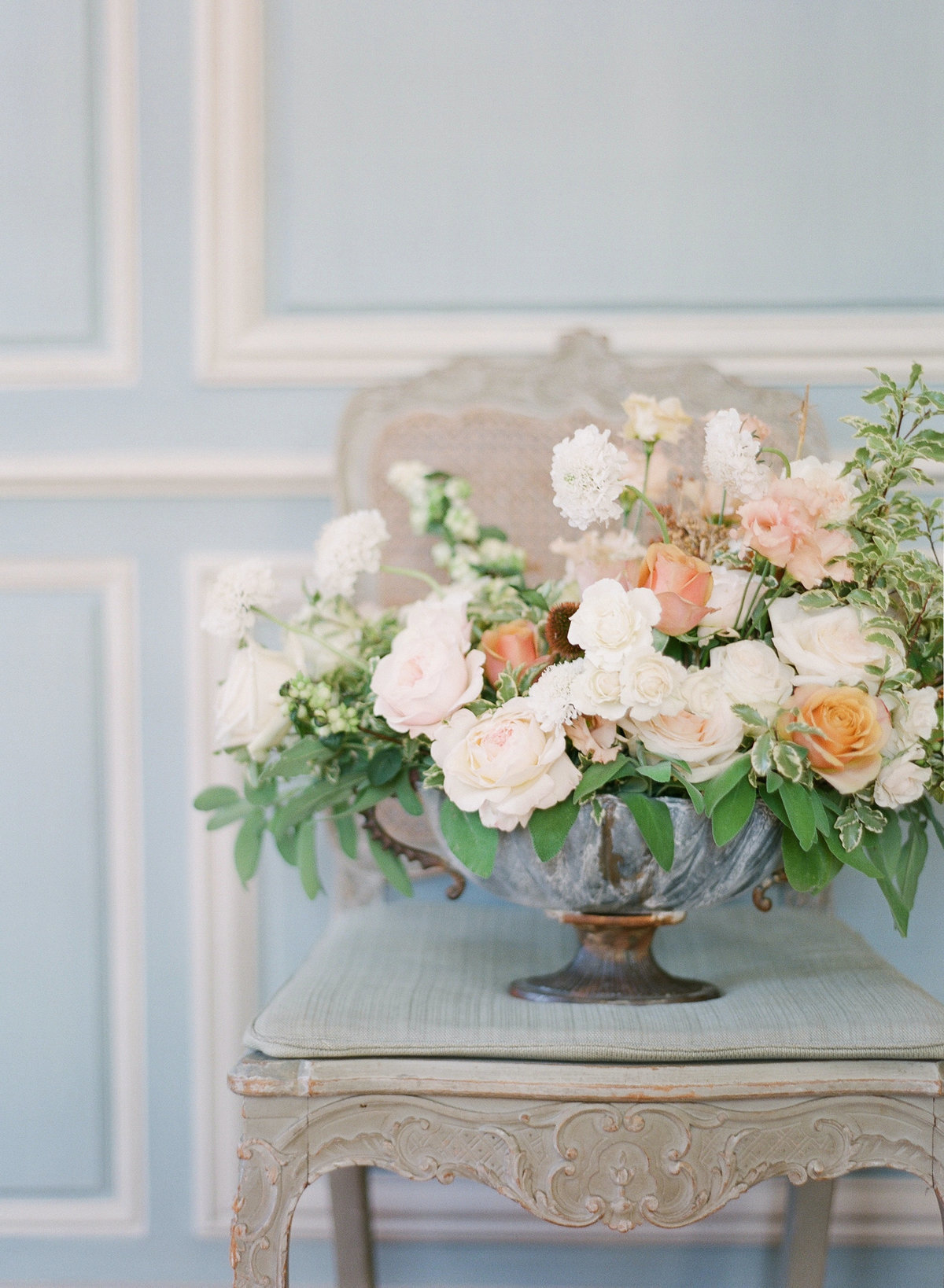 Château de Villette wedding reception centerpiece