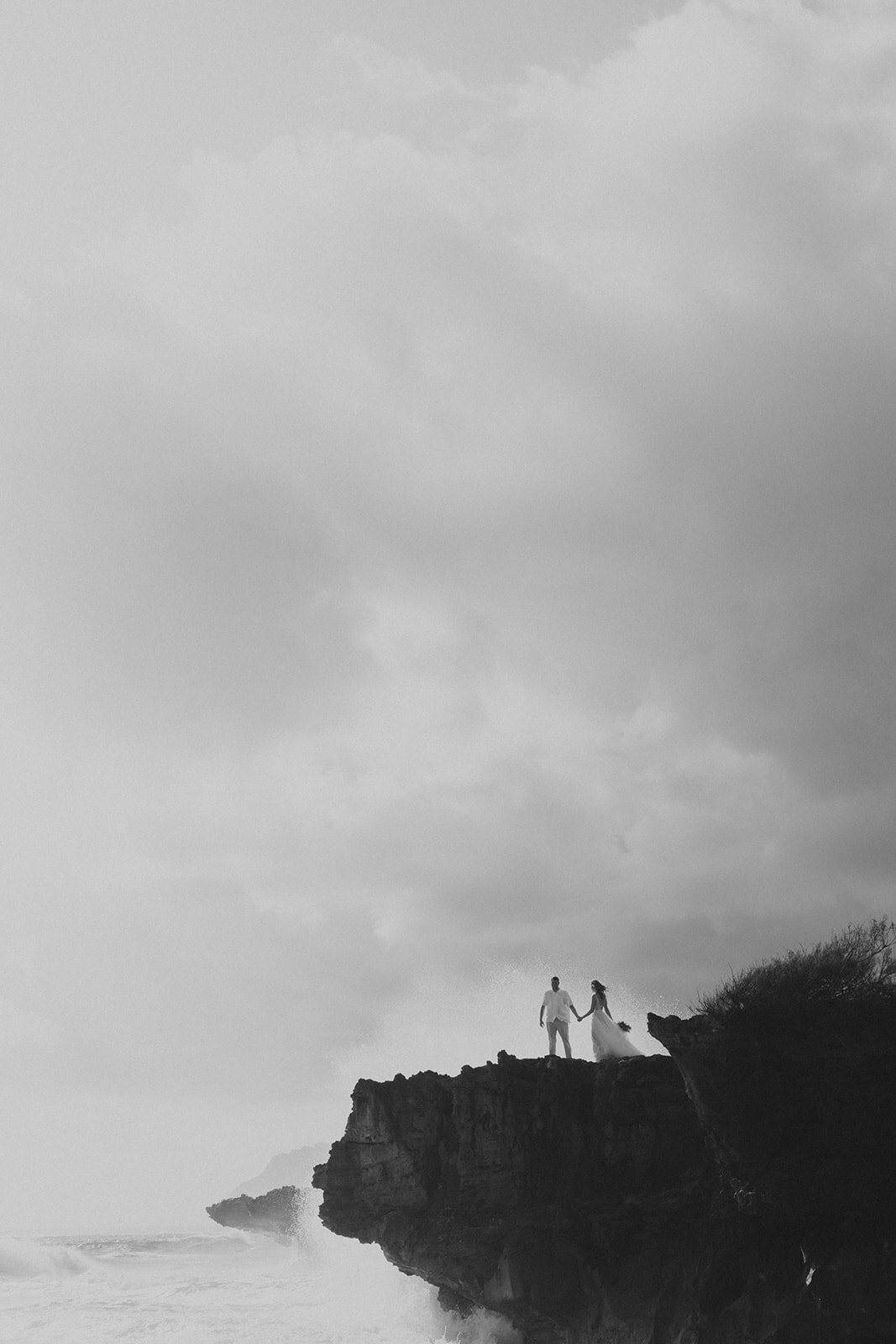 23.11.17_Morgan and Ben_Oahu elopement_0028_websize