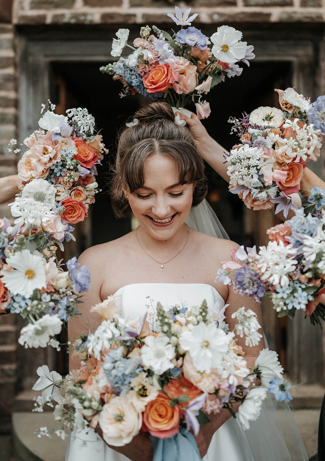 Issy-and-Bella-Floral-Design-Wedding-Florist-Herefordshire-Dewsall-Court-S-J10