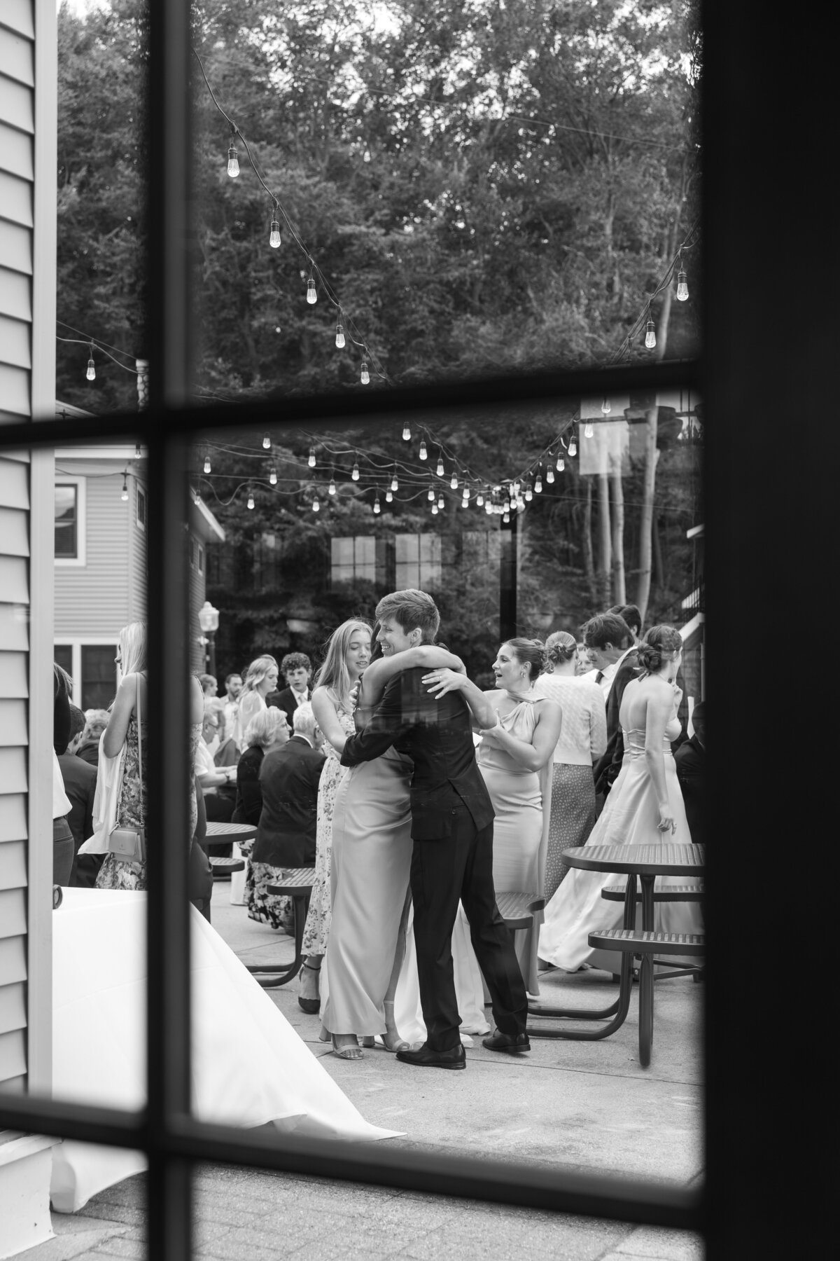 Abigail Anne Photography Storytelling Wedding Photographer in Colorado and Chicago — Wedding Photo 94