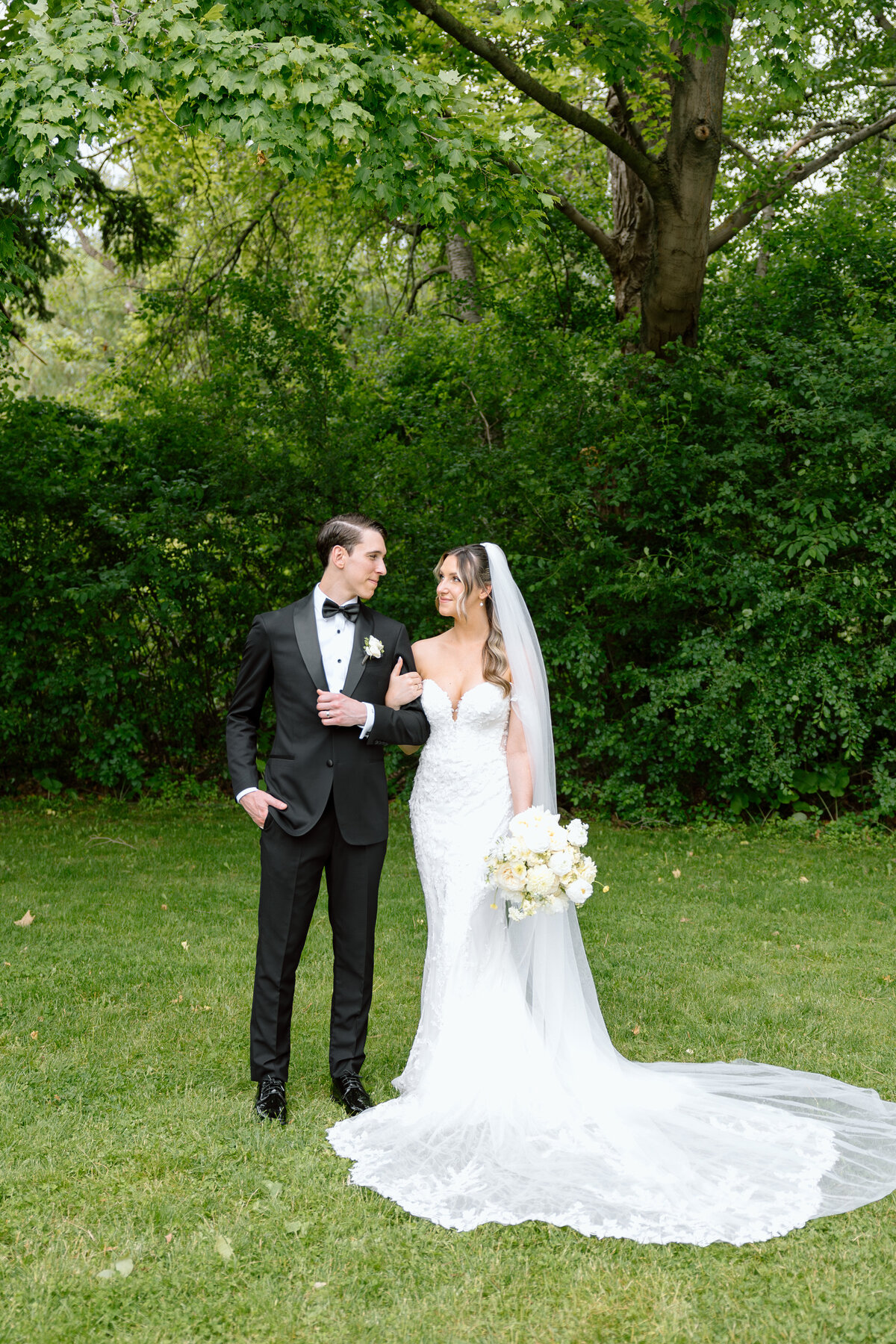 Nicole & Lucas Wedding Samples-189