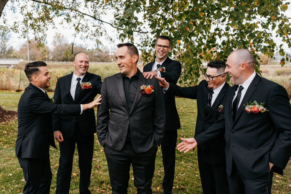 D&J Elle by Stella Wedding Flowers39